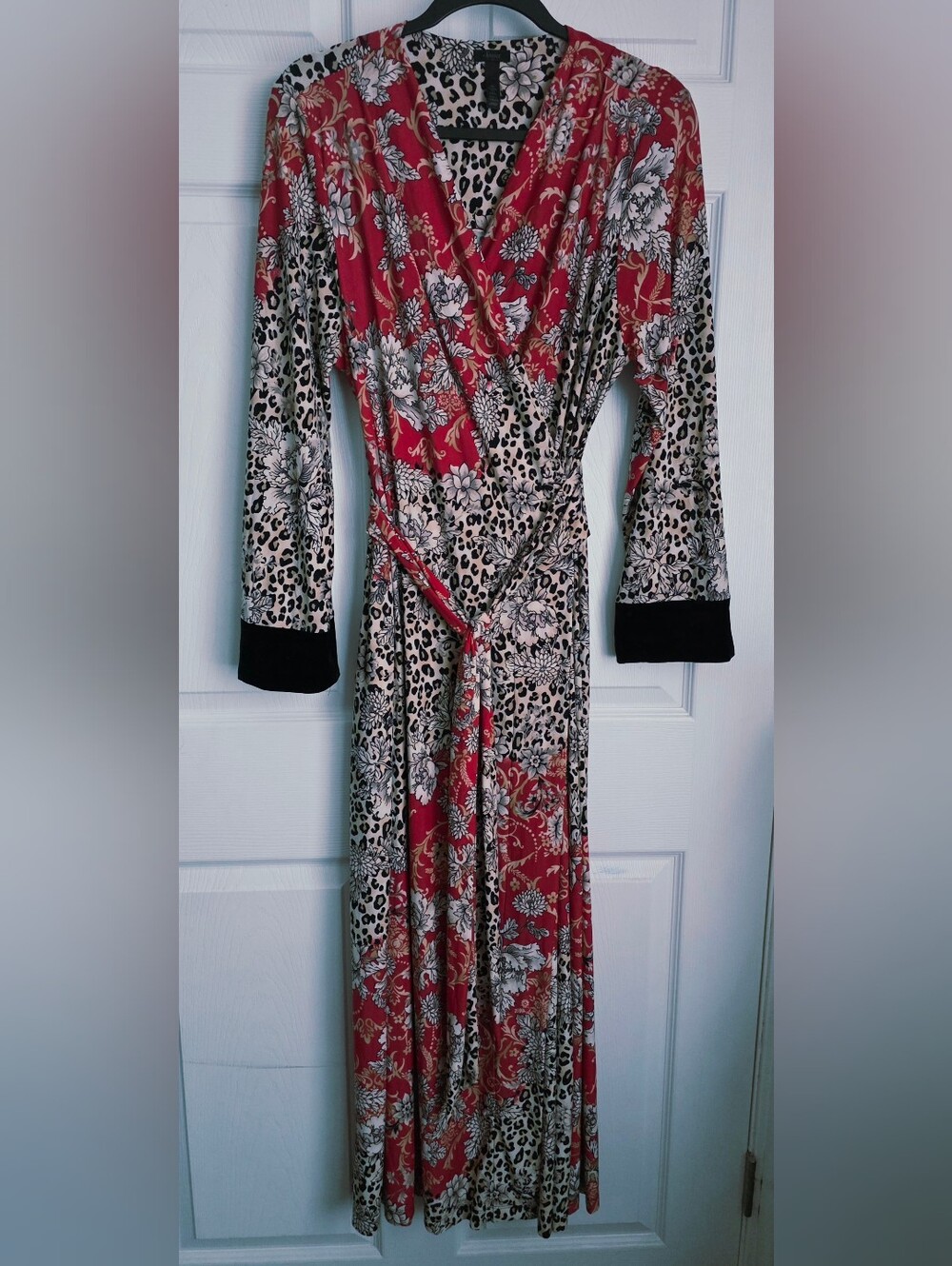 Soma Mixed Print Leopard Floral Velvet Cuff Long Belted Robe Size Large